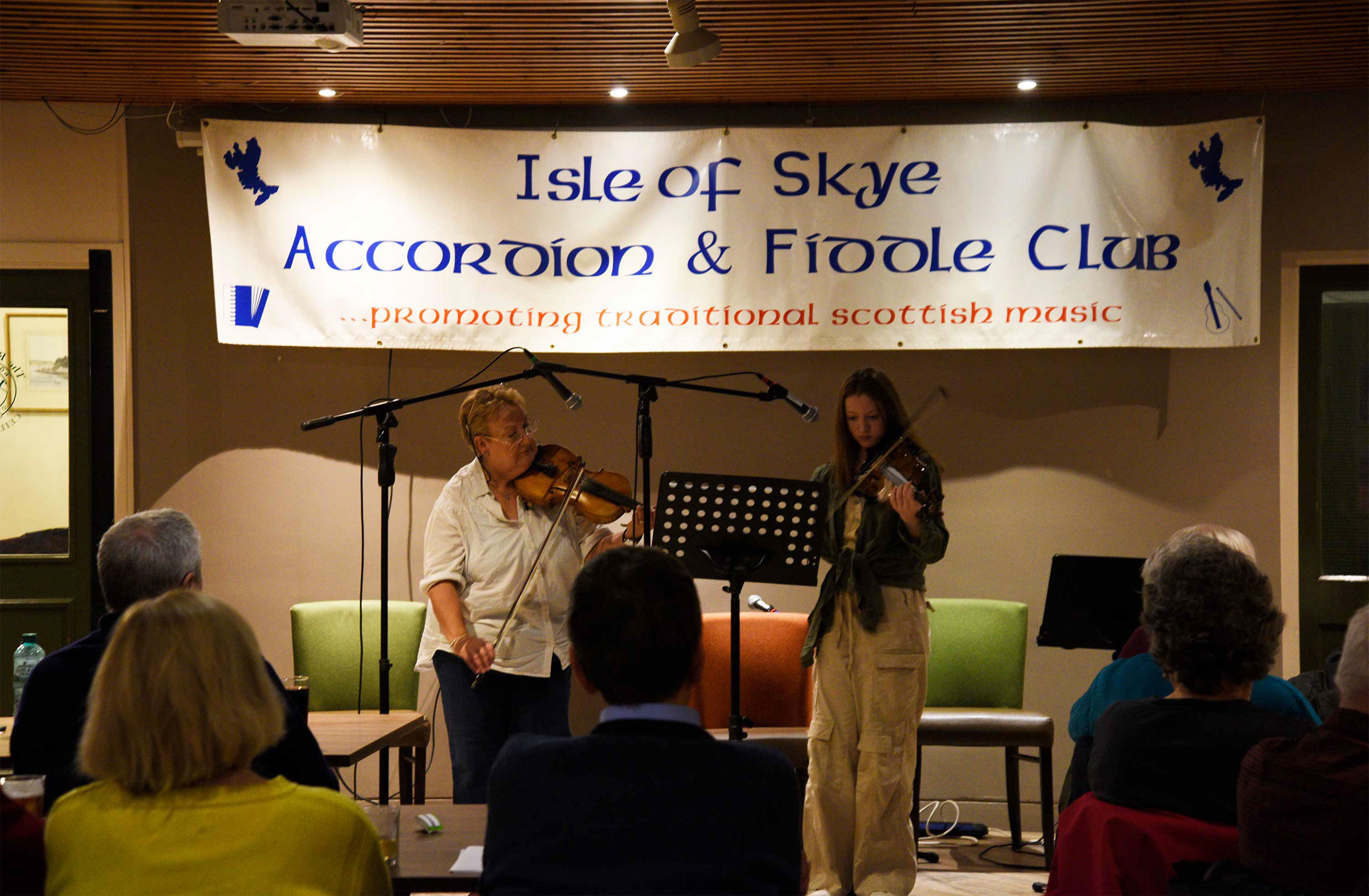 Piano player in Portree on the Isle of Skye live music