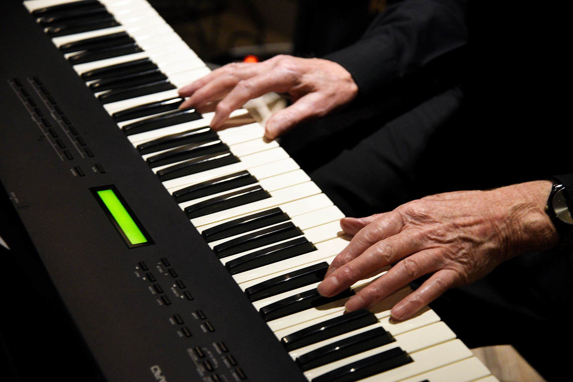 Piano player live in Portree on the Isle of Skye